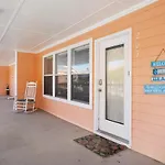 Peachtree Place II C207- Beach Getaway